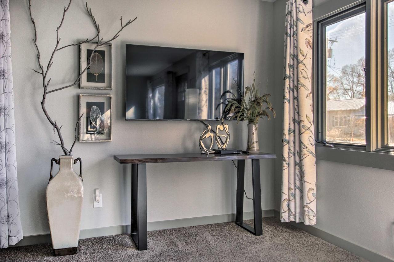Cozy Choteau Home With Fire Pit, Grill, Yard! エクステリア 写真